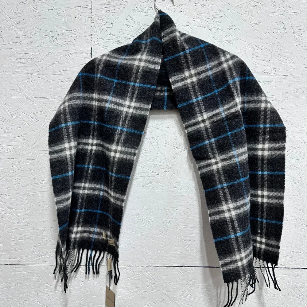 Burberry OS Scarf Grey Blue Plaid Lambswool Luxury Heritage Scotland NWT